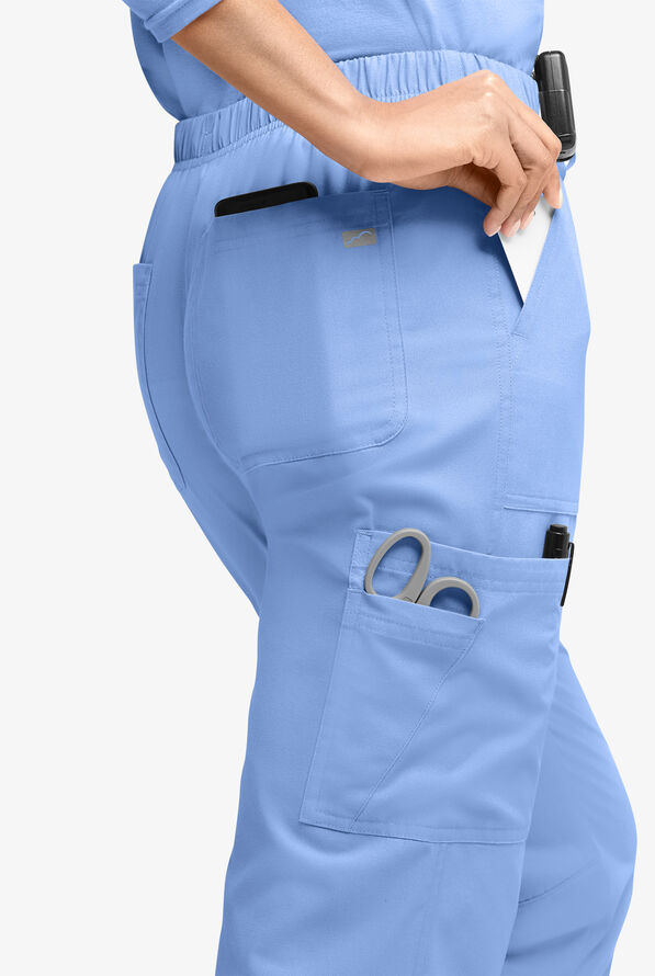 Pantalón médico Butter-Soft Originals de tiro medio estilo cargo con piernas rectas y 7 bolsillos para mujer - Ceil Blue - 2
