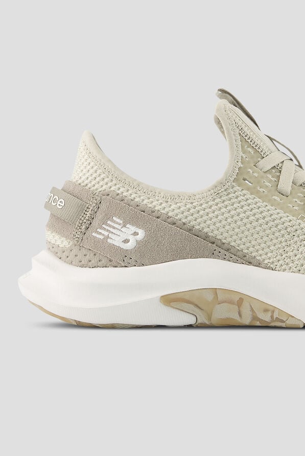 Zapatillas deportivas New Balance NRGS Shipyard/Arid Stone con cordones para mujer - null - 4