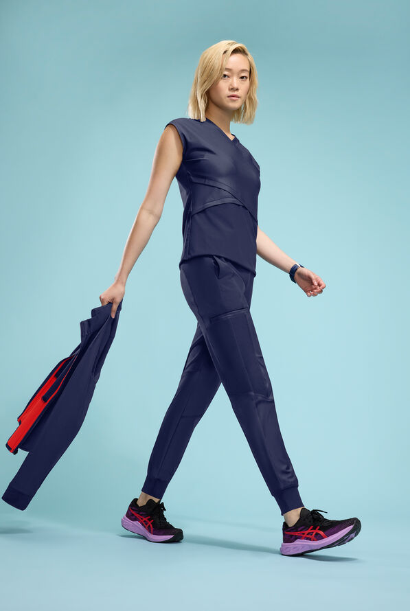 Infinity GNR8 Kinetic Knit Women's 3-Pocket STRETCH Dolman Wrap V-Neck Scrub Top - Navy - 4