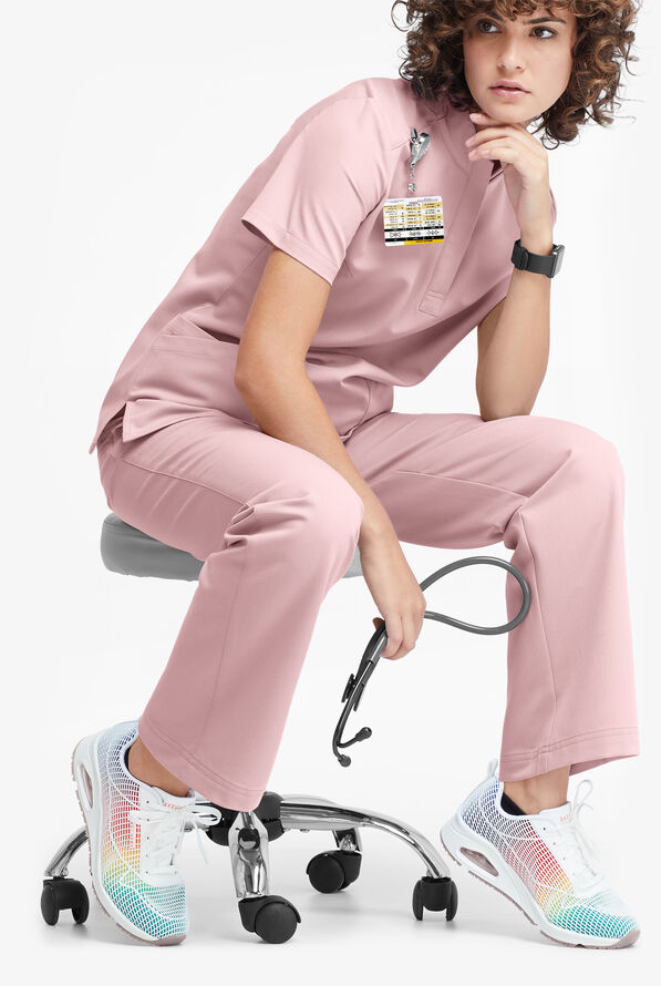 MOVEMENT by Butter-Soft Mira Women's 6-Pocket Wide Leg Scrub Pants - Mauve Shadow - 4