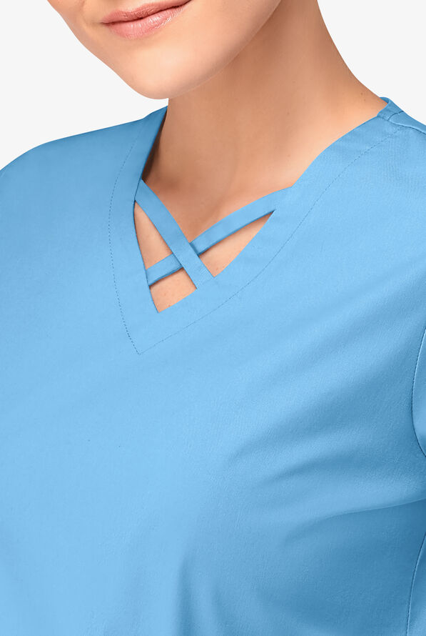 Blusa m&eacute;dica UA Butter-Soft STRETCH con lazos entrecruzados y 4 bolsillos para mujer - Blue Oasis - 3
