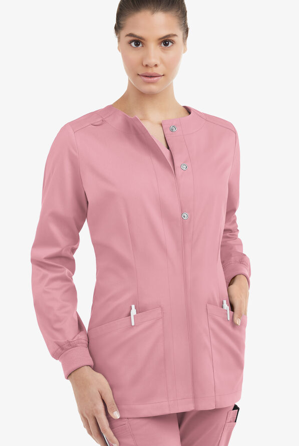Chaqueta m&eacute;dica manga larga UA Butter-Soft STRETCH con botones a presi&oacute;n y 2 bolsillos para mujer - Cosmo Pink - 2