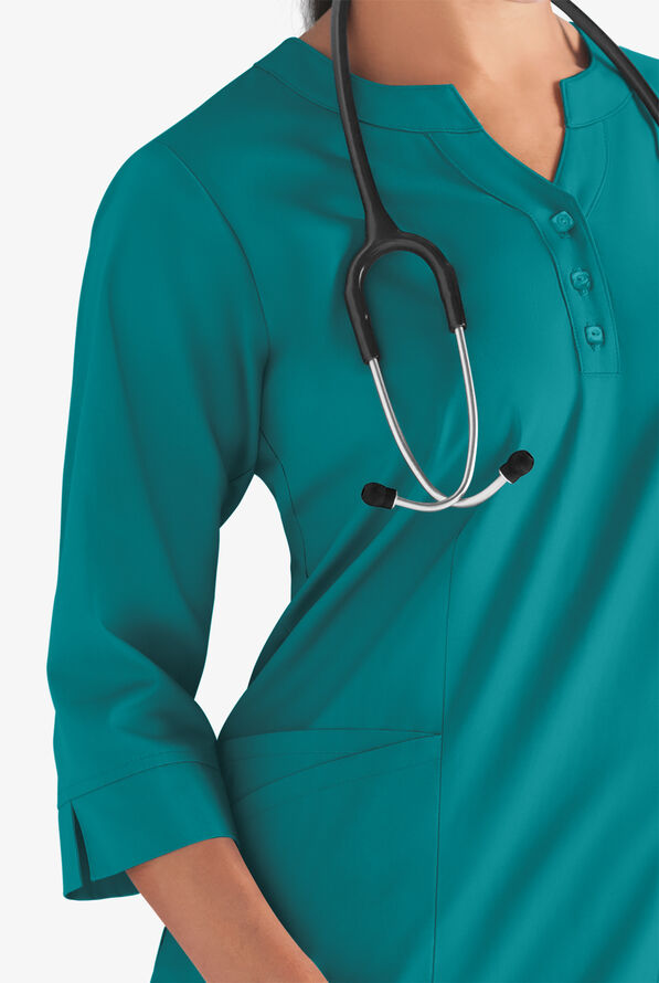 Butter-Soft STRETCH Women's 4-Pocket 3/4" Sleeve Round Neck Scrub Top - Teal - 3