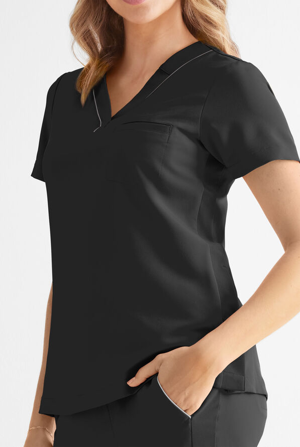 Blusa m&eacute;dica 360 by Healing Hands Stella STRETCH con cuello en V y 1 bolsillo para mujer - Black - 3