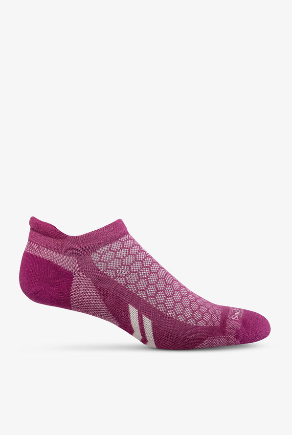 Sockwell Incline II Micro Raspbery Women's Moderate Compression Ankle Socks - Raspberry - 1