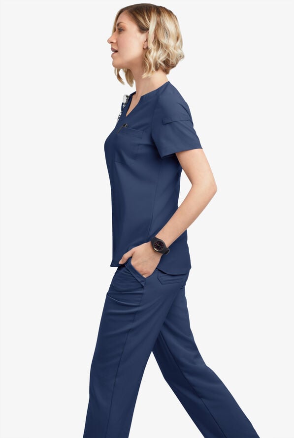 Blusa m&eacute;dica Easy STRETCH Nikki con cuello festoneado y 1 bolsillo para mujer - Navy - 5