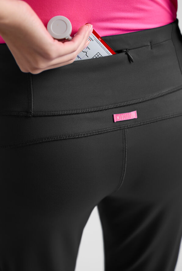 Pantal&oacute;n m&eacute;dico Med Couture Amp Knit STRETCH Petite estilo yoga con piernas acampanadas y 5 bolsillos para mujer - Black - 5