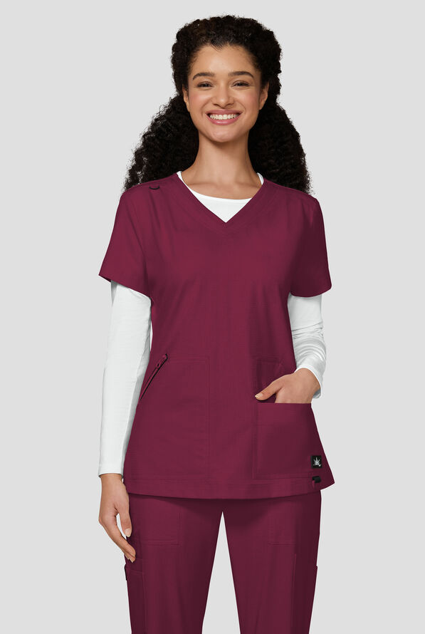 Blusa m&eacute;dica koi Solis Sari STRETCH con cuello en V y 4 bolsillos para mujer - Wine - 2