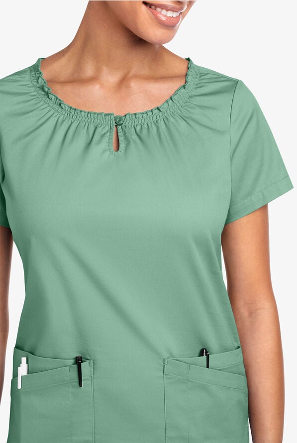 Blusa m&eacute;dica UA Butter-Soft STRETCH estilo campesina con mangas cortas y 6 bolsillos para mujer - Water Mint - 3