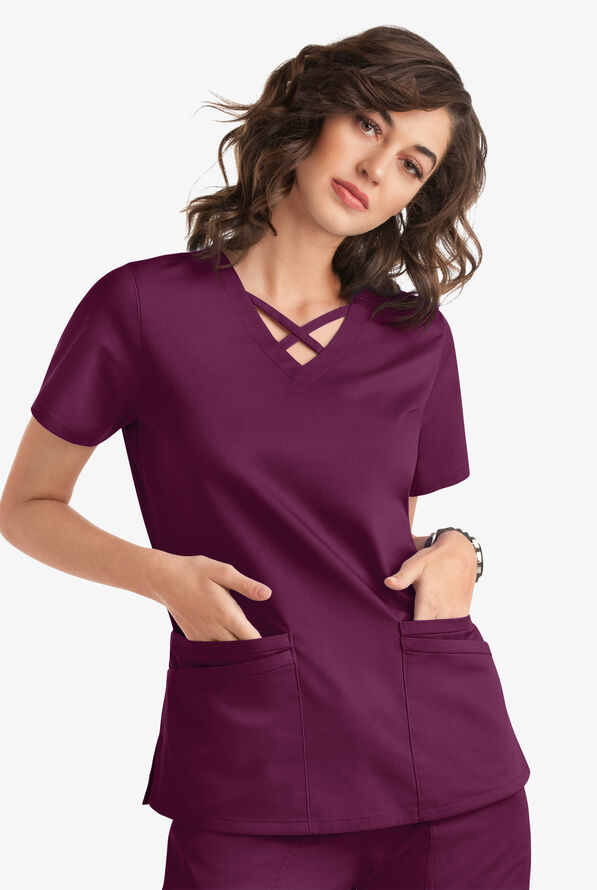 Blusa m&eacute;dica UA Butter-Soft STRETCH con lazos entrecruzados y 4 bolsillos para mujer - Wine - 5