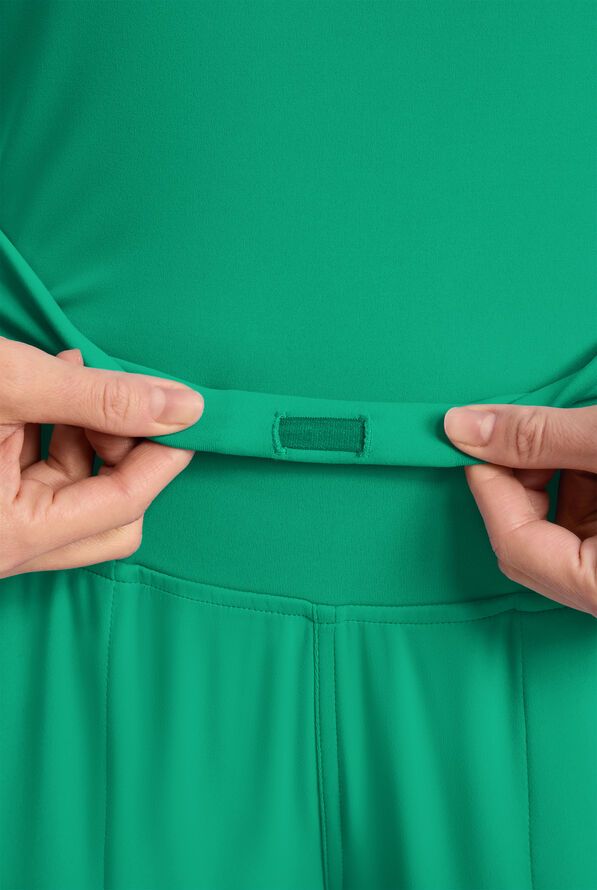 Cherokee Achieve Women's 5-Pocket STRETCH Cargo Jogger Knit Scrub Pants - Green Apple - 3