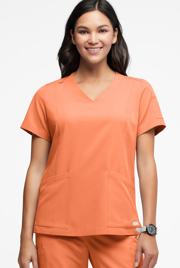 Blusa médica ReSurge Ruby con cuello en V y 5 bolsillos para mujer - Coral Haze - 3