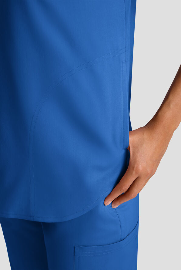 Blusa m&eacute;dica holgada Butter-Soft STRETCH FLXTEK estilo Henley con 2 bolsillos para mujer - Royal - 5