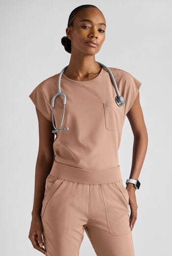 Blusa m&eacute;dica Easy STRETCH Gracie con cuello redondo y mangas dolm&aacute;n para mujer