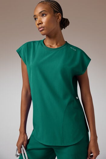 Hypothesis DM Crew Women's 2-Pocket Relaxed Crew Neck Dolman Sleeve Scrub Top