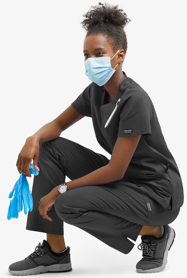 Pantal&oacute;n m&eacute;dico Cherokee Workwear Professionals Active de tiro medio con piernas pitillo y 5 bolsillos para mujer - Black - 5