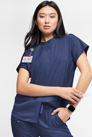 WhisperLite Women’s Aerin 3-Pocket Oversized Dolman Sleeve Scrub Top