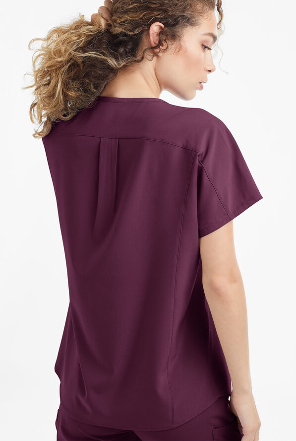 Blusa m&eacute;dica holgada Easy STRETCH Sierra con cuello en V y 2 bolsillos para mujer - Dark Mulberry - 3