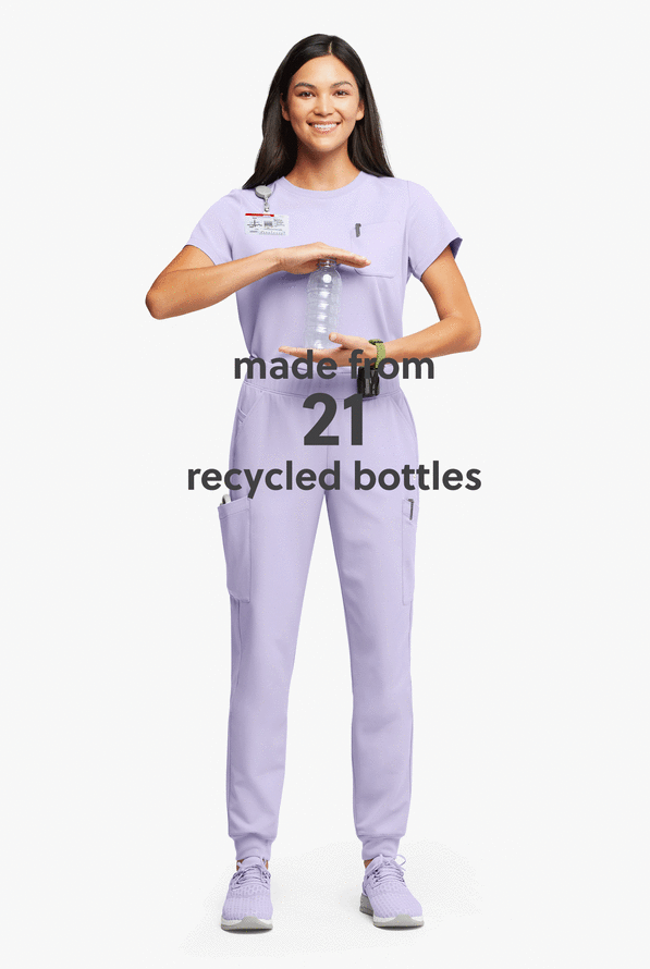 Pantal&oacute;n m&eacute;dico ReSurge Amber estilo jogger con piernas pitillo y 7 bolsillos para mujer - Soft Amethyst - 5