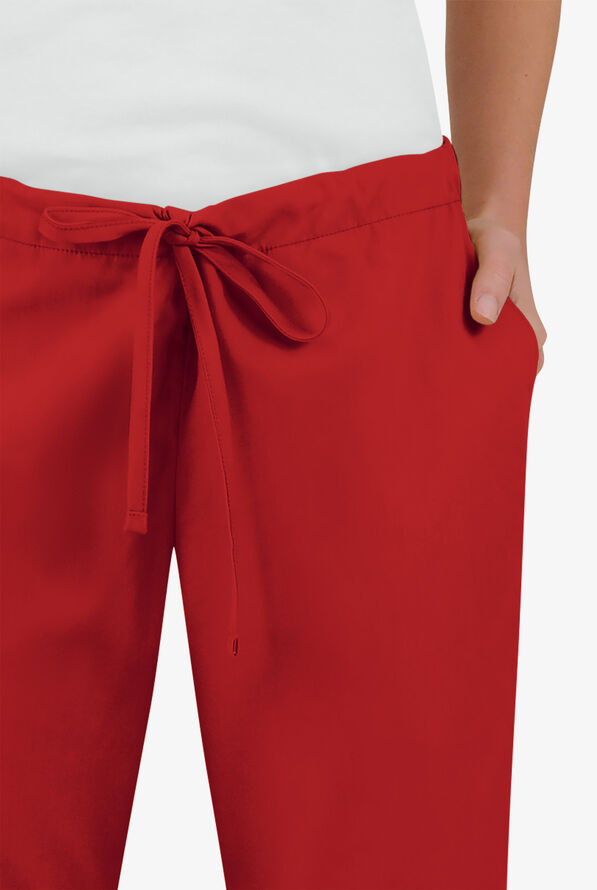 Pantal&oacute;n m&eacute;dico Butter-Soft Core Petite con cord&oacute;n y 4 bolsillos para mujer - Red - 3