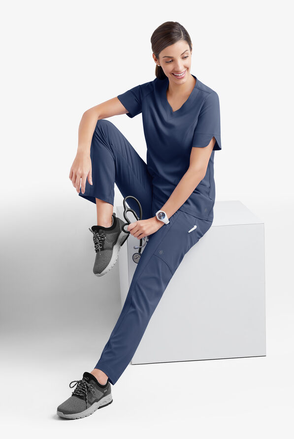 Pantal&oacute;n m&eacute;dico Easy STRETCH Nala Petite con piernas rectas y 5 bolsillos para mujer - Navy - 8