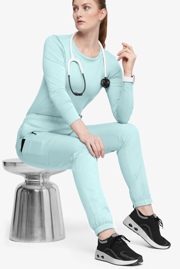 Butter-Soft Originals Women's 7-Pocket Tapered Jogger Cargo Scrub Pants - Petite - Salt Blue - 4