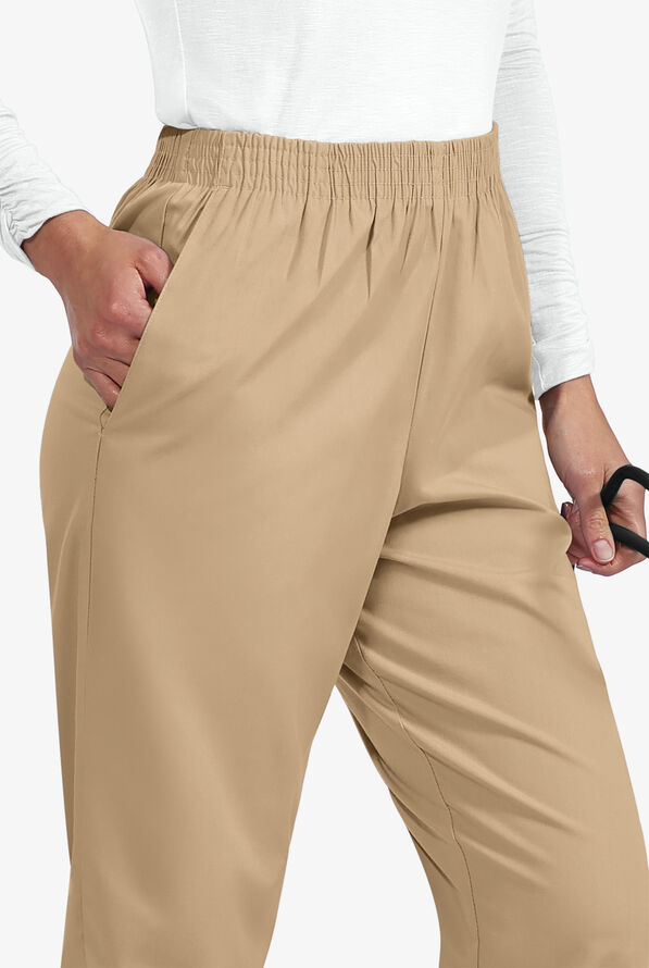 Pantal&oacute;n m&eacute;dico UA Best Buy tall con cintura el&aacute;stica y 2 bolsillos para mujer - Khaki - 3