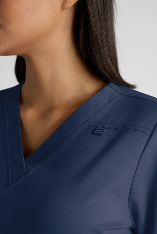Butter-Soft STRETCH FLXTEK+ Women's 4-Pocket V-Neck Scrub Top - Navy - 4