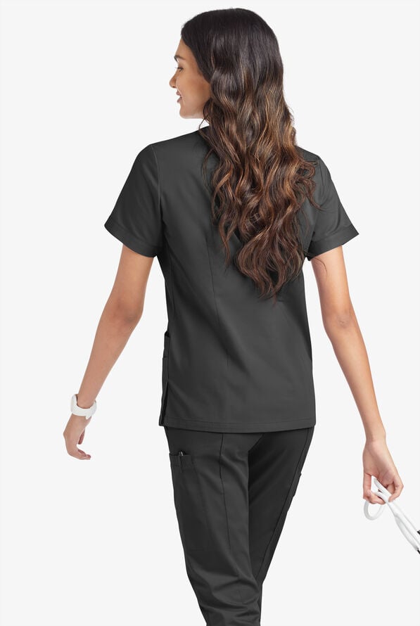Blusa m&eacute;dica UA Butter-Soft STRETCH con cuello en V con ribete deportivo y 5 bolsillos para mujer - Black - 4