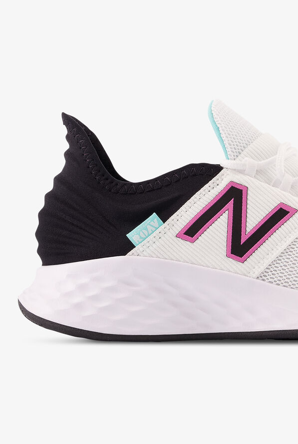 New Balance Women's Fresh Foam Roav White Black Surf Athletic Lace Up Nursing Shoes - null - 4
