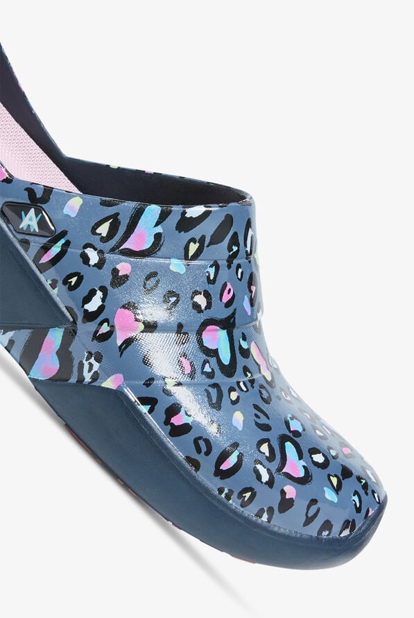 anywear journey nursing shoes