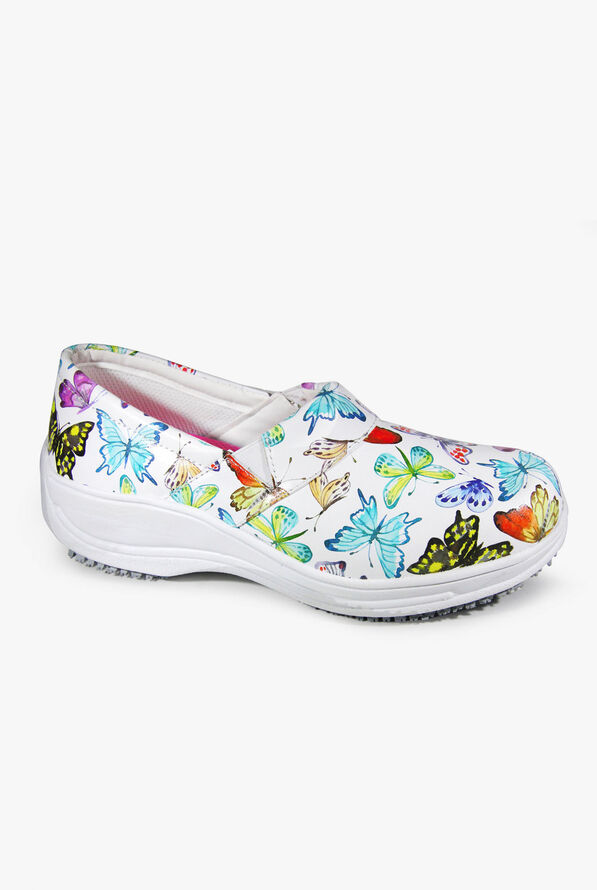 laforst nursing shoes