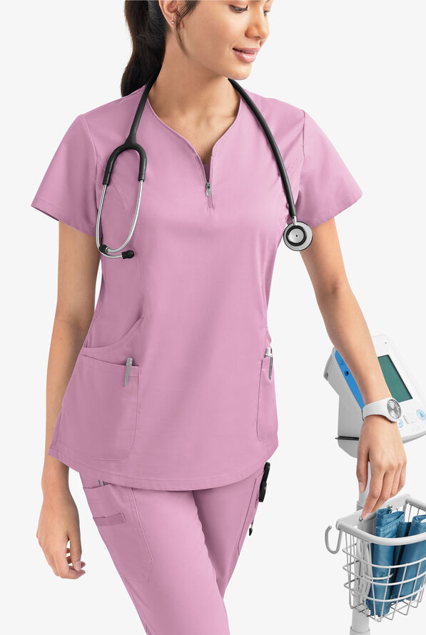 Blusa médica UA Butter-Soft STRETCH con cremallera en el cuello curvo y 4 bolsillos para mujer - Smokey Mauve - 6