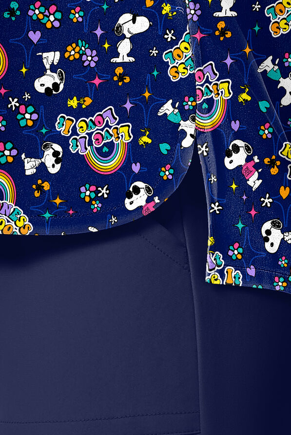 Tooniforms Peanuts Cool Kindness Women's 1-Pocket STRETCH V-Neck Print Scrub Top - null - 6