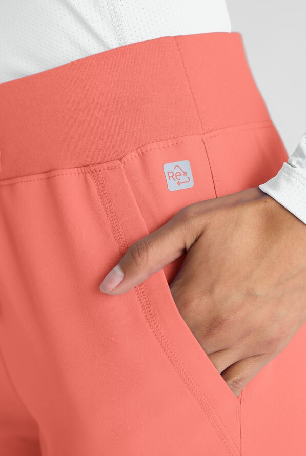 Pantal&oacute;n m&eacute;dico ReSurge Avon estilo cargo con piernas acampanadas y 7 bolsillos para mujer - Chilled Guava - 5