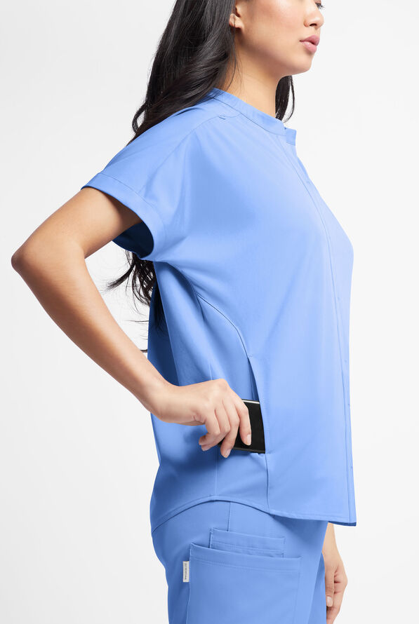 WhisperLite Women’s Aerin 3-Pocket Oversized Dolman Sleeve Scrub Top - Ceil Blue - 2