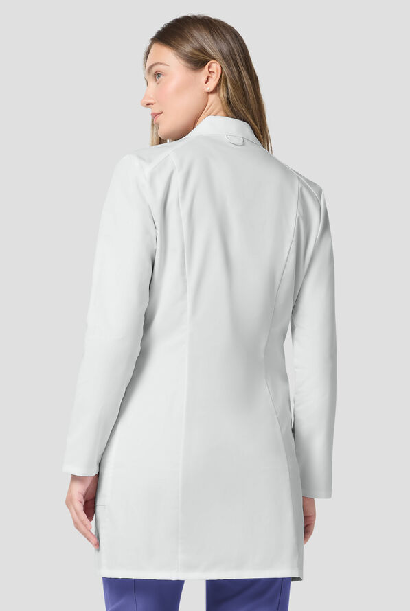 Bata de laboratorio Cherokee Project de 33" de largo con 3 bolsillos para mujer - White - 4