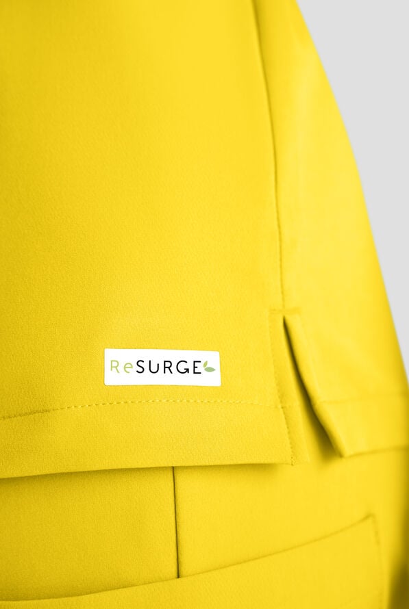 ReSurge Diamond Women's 3-Pocket V-Neck Tuck In / Wear Out Scrub Top - Vibrant Yellow - 3