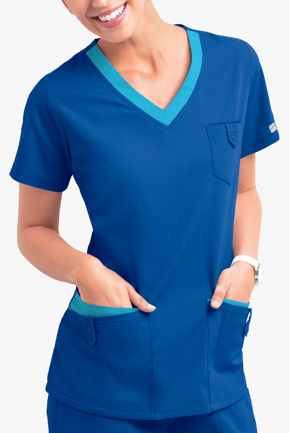 Butter-Soft Core Women's 5-Pocket Rounded V-Neck Scrub Top - Royal/Turquoise - 2