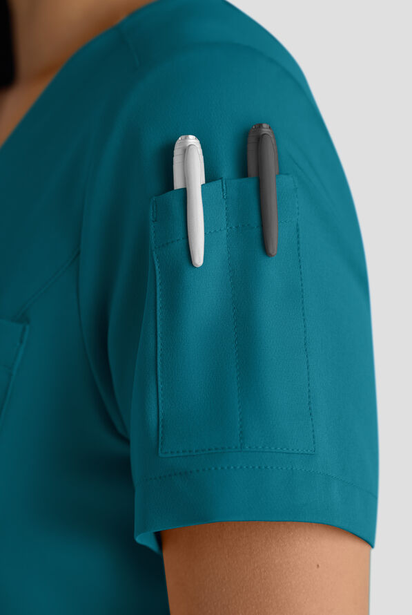 ReSurge Diamond Women's 3-Pocket V-Neck Tuck In / Wear Out Scrub Top - Caribbean Blue - 5