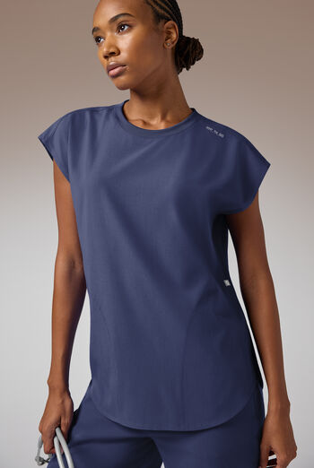 Hypothesis DM Crew Women's 2-Pocket Relaxed Crew Neck Dolman Sleeve Scrub Top