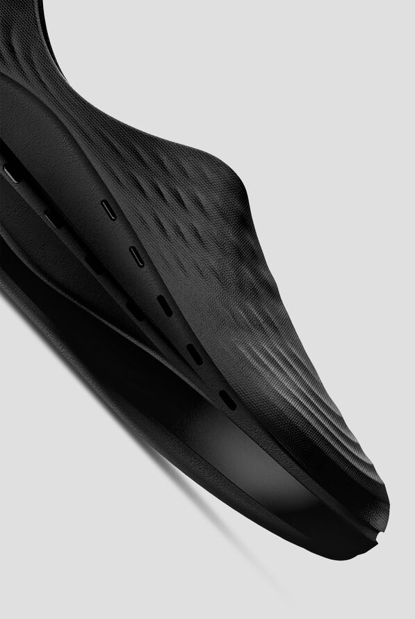 Stand+ Womens' AntiGrav1 Molded Shoe - Onyx - 3