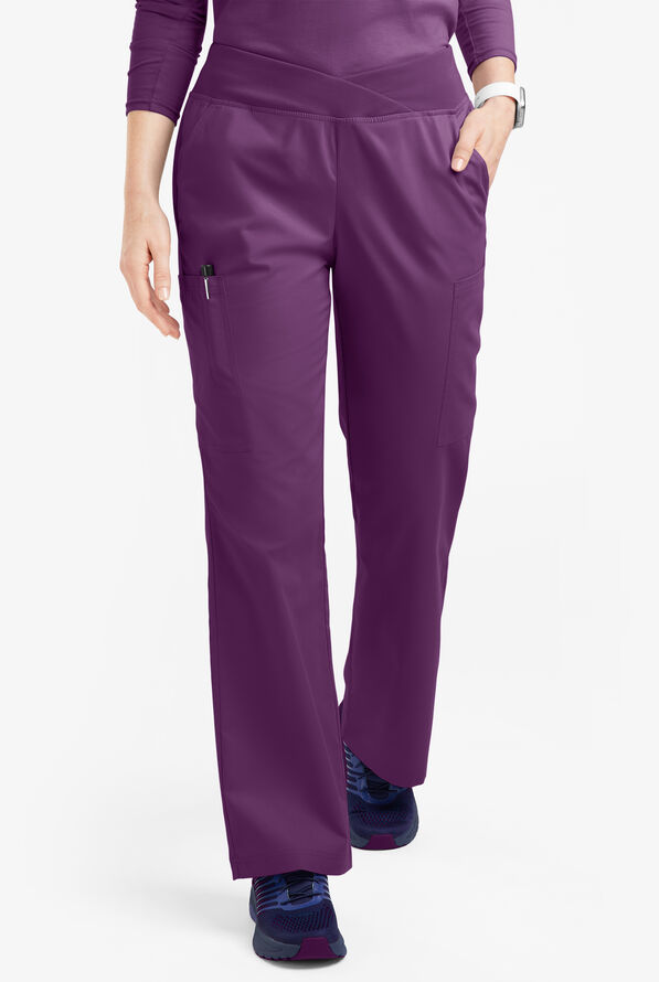 Pantalón médico Butter-Soft Originals Tall de tiro medio y cintura cruzada con piernas anchas y 7 bolsillos para mujer - Eggplant - 1