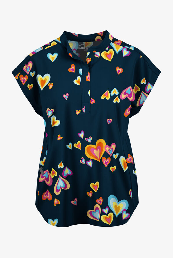 Blusa m&eacute;dica estampada Butter-Soft STRETCH Pop Heart Navy con mangas dolm&aacute;n para mujer - null - 1