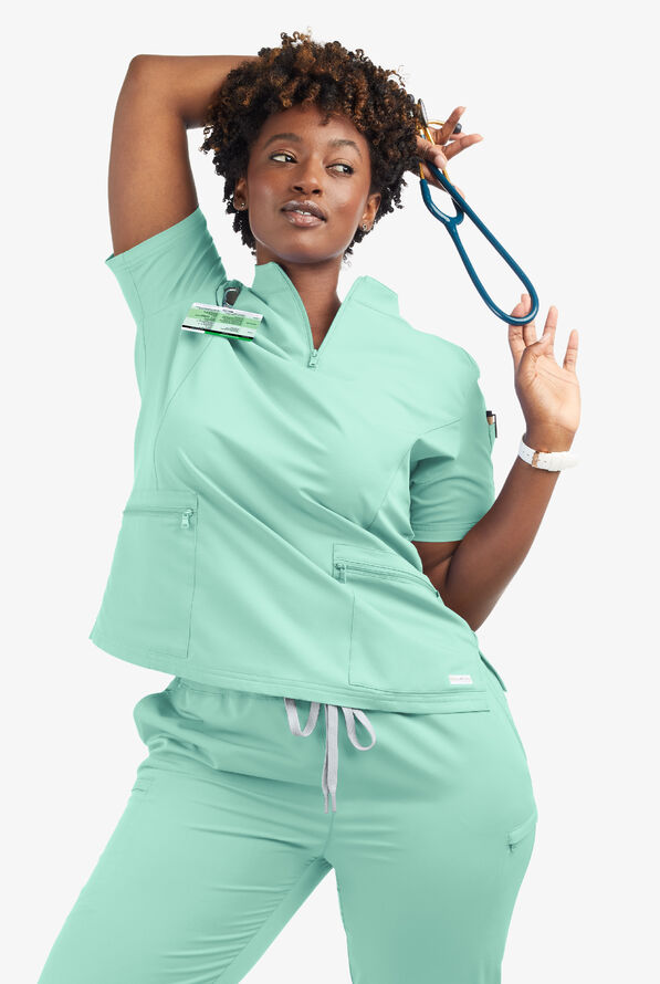 Butter-Soft Women's 5-Pocket Zipper Neck Short Sleeve Scrub Top **Slightly IRREGULAR** - Beachside Blue - 8