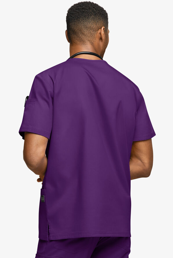 Camisa m&eacute;dica UA Butter-Soft STRETCH con cuello en V y 6 bolsillos para hombre - Eggplant - 4