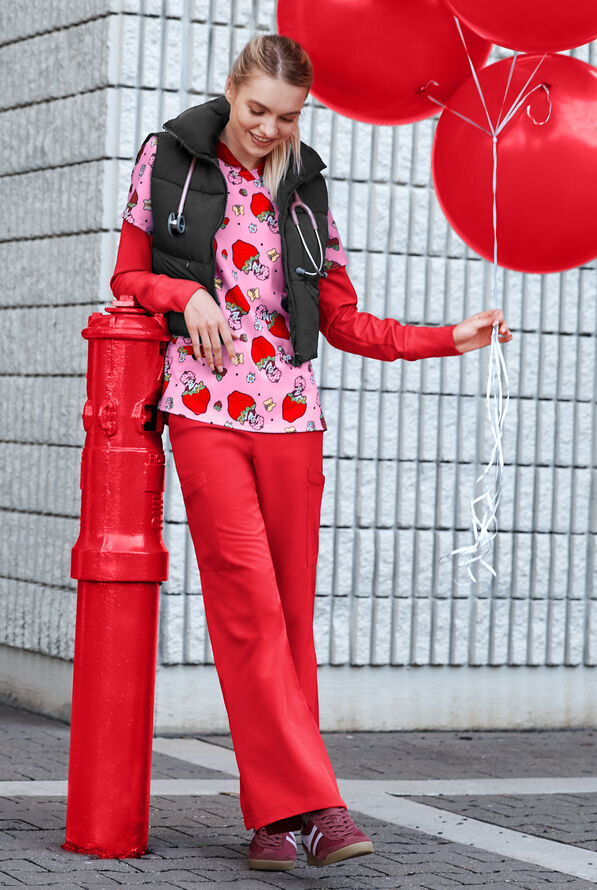 Strawberry Shortcake by Funscrubs Women's 2-Pocket STRETCH V-Neck Print Scrub Top - null - 3