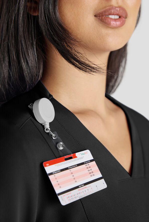 ReSurge Ruby Women's 5-Pocket Curved V-Neck Top - Black - 7