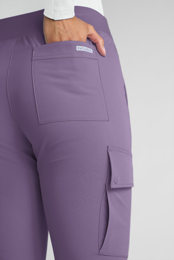Pantalón médico ReSurge Avon estilo cargo con piernas acampanadas y 7 bolsillos para mujer - Purple Dusk - 3