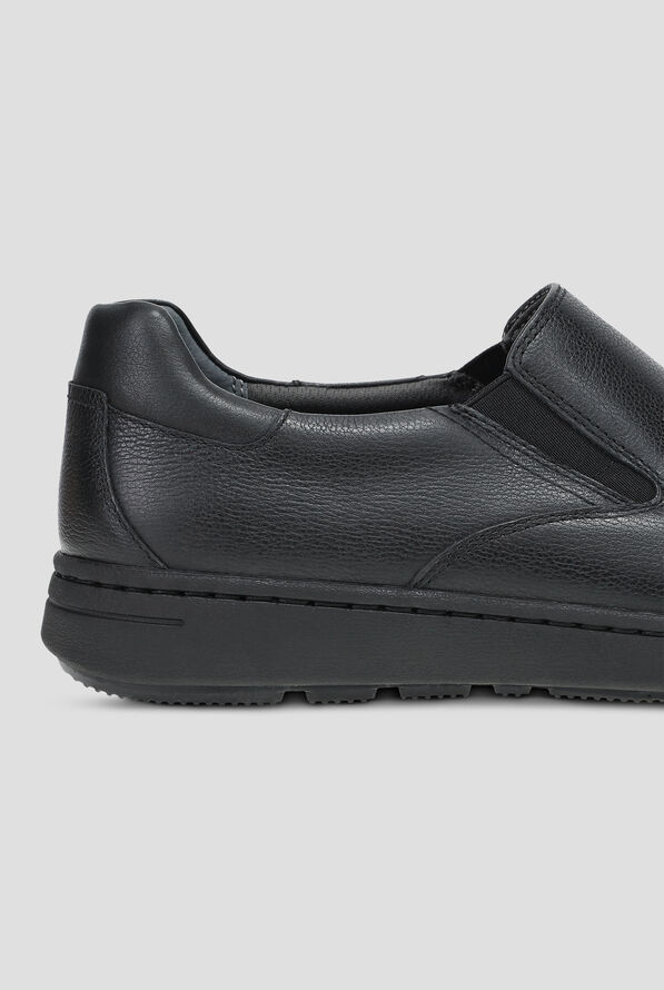 Dansko Mens Thomas Waterproof Slip Resistant Slip-on Shoe - Black - 4